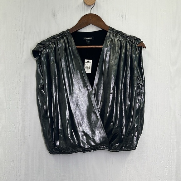 Express - NWT Metallic Silver Surplice Crossover Sleeveless Blouse Size Small - Picture 6 of 9